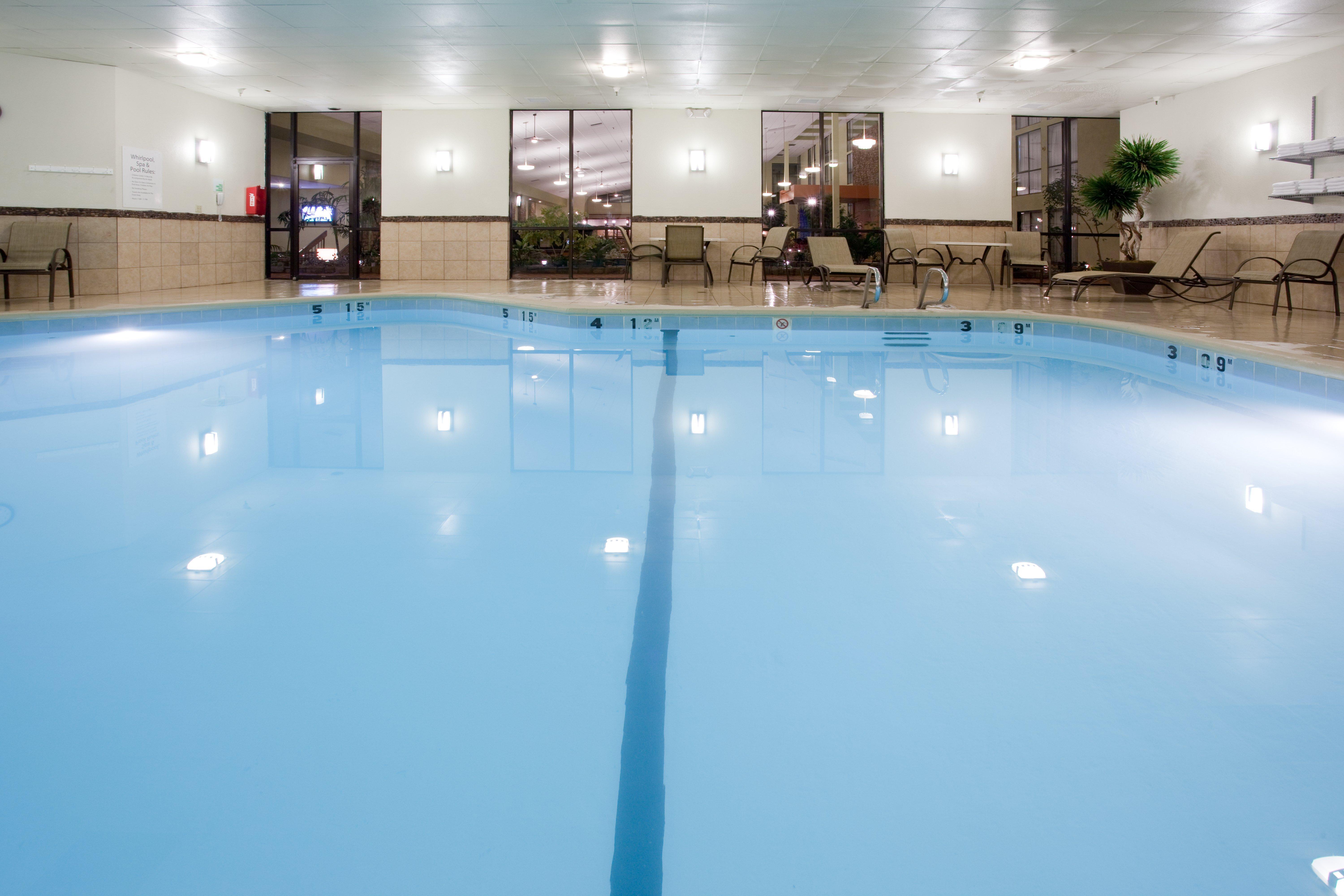 Ramada Plaza By Wyndham Sheridan Hotel & Convention Center Exterior photo