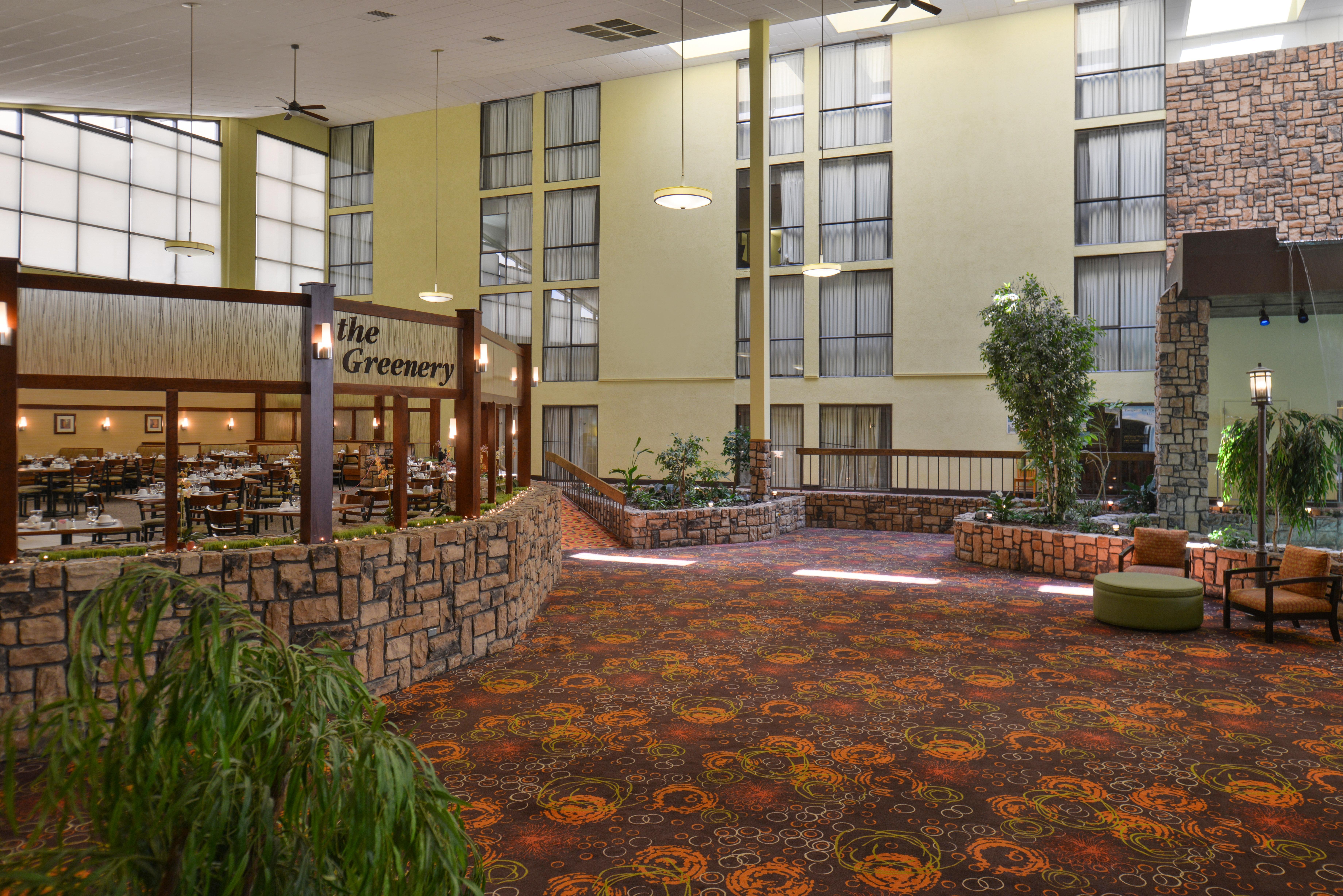 Ramada Plaza By Wyndham Sheridan Hotel & Convention Center Exterior photo